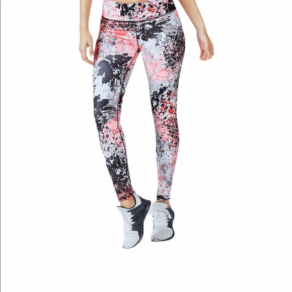 Fabletics Pants - ‼️SOLD‼️NWOT Fabletics yoga leggings